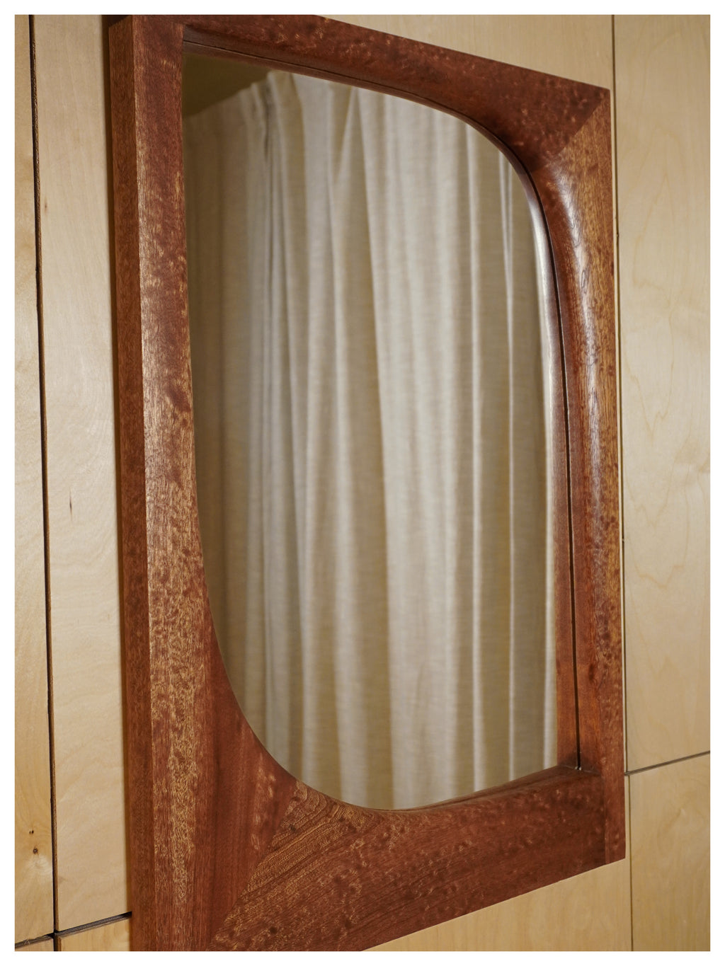 “Curves” Mirror